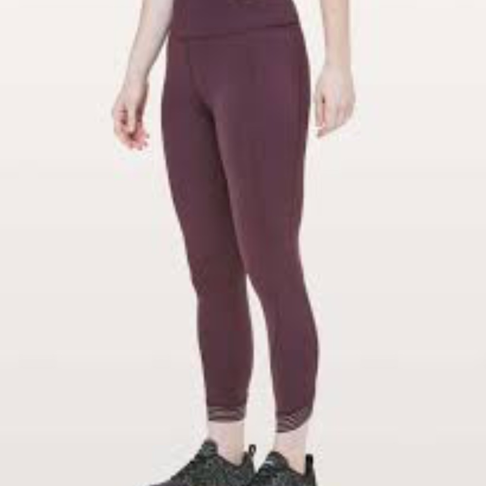 RARE Lululemon Find Focus Leggings in Plum (8)